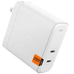 Bộ sạc tường Spigen GaN III 140W với thiết kế nhỏ gọn và hai cổng USB-C