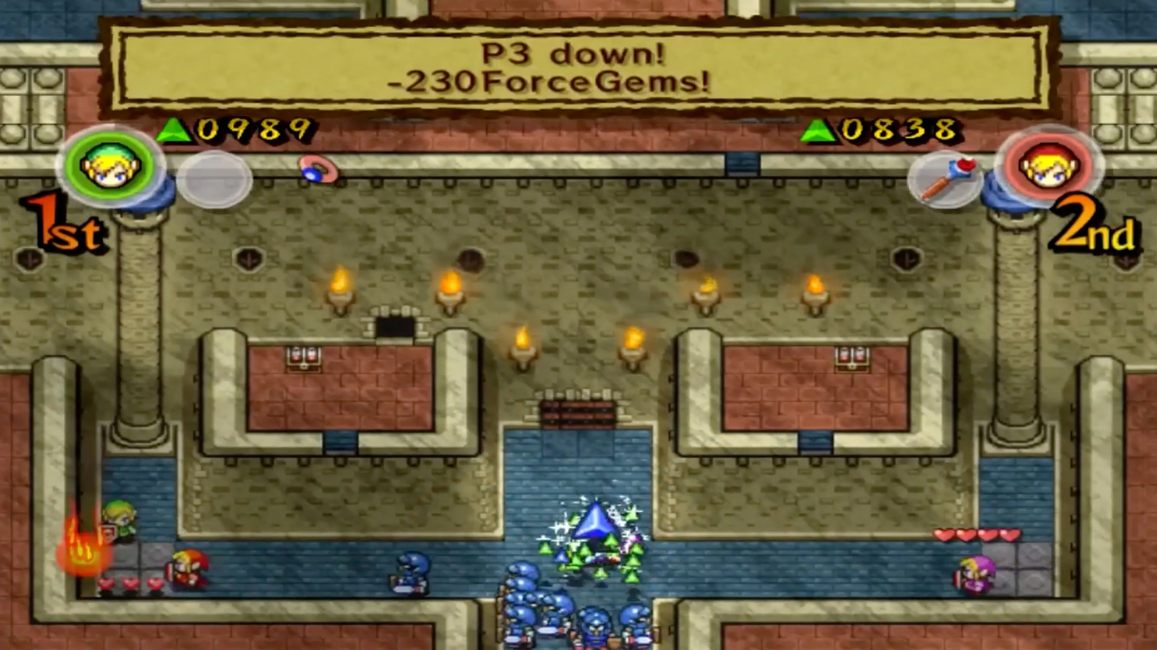 Các Link cùng di chuyển và hợp tác trong The Legend of Zelda: Four Swords Adventures.