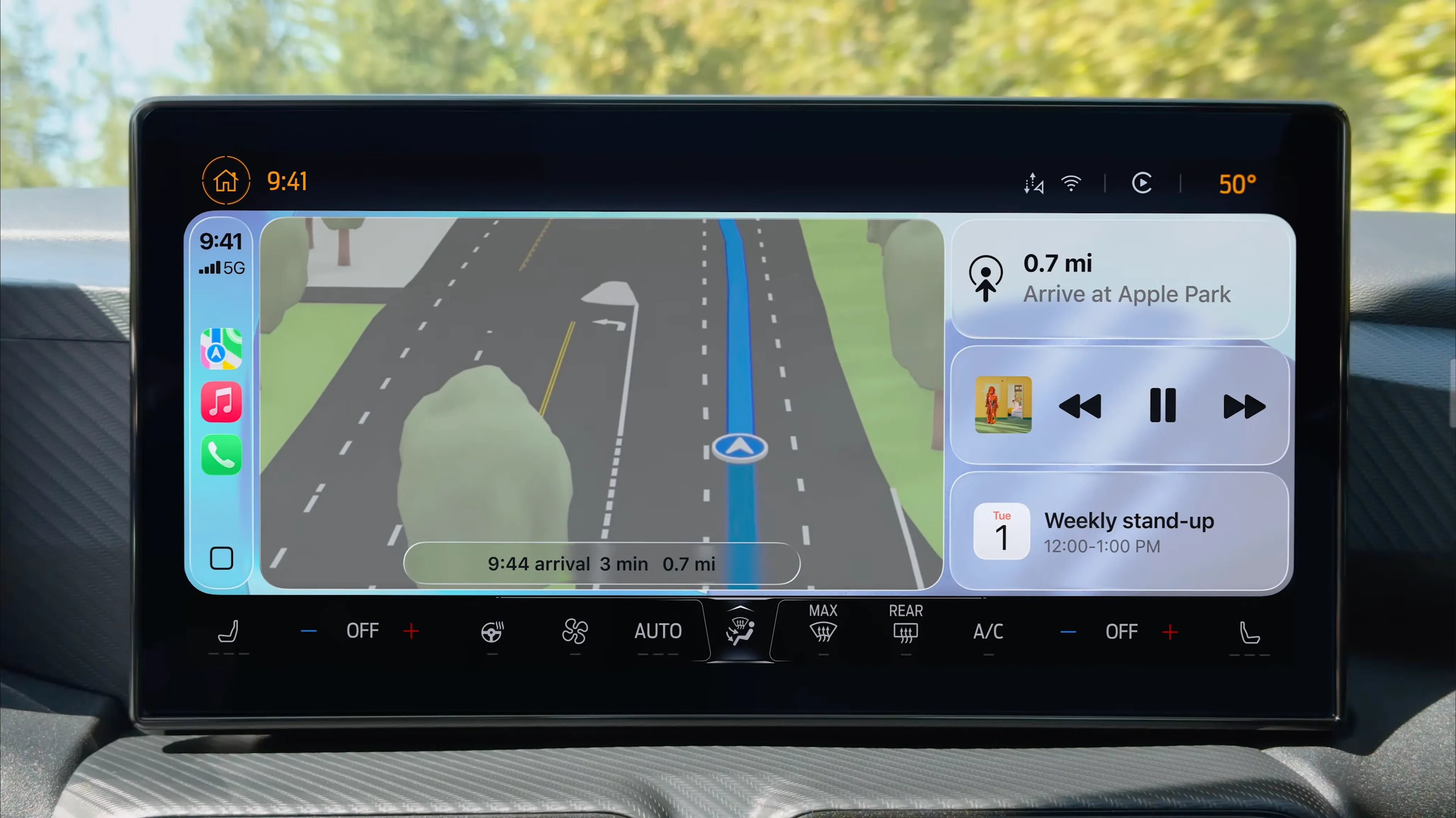 CarPlay với giao diện iOS 26