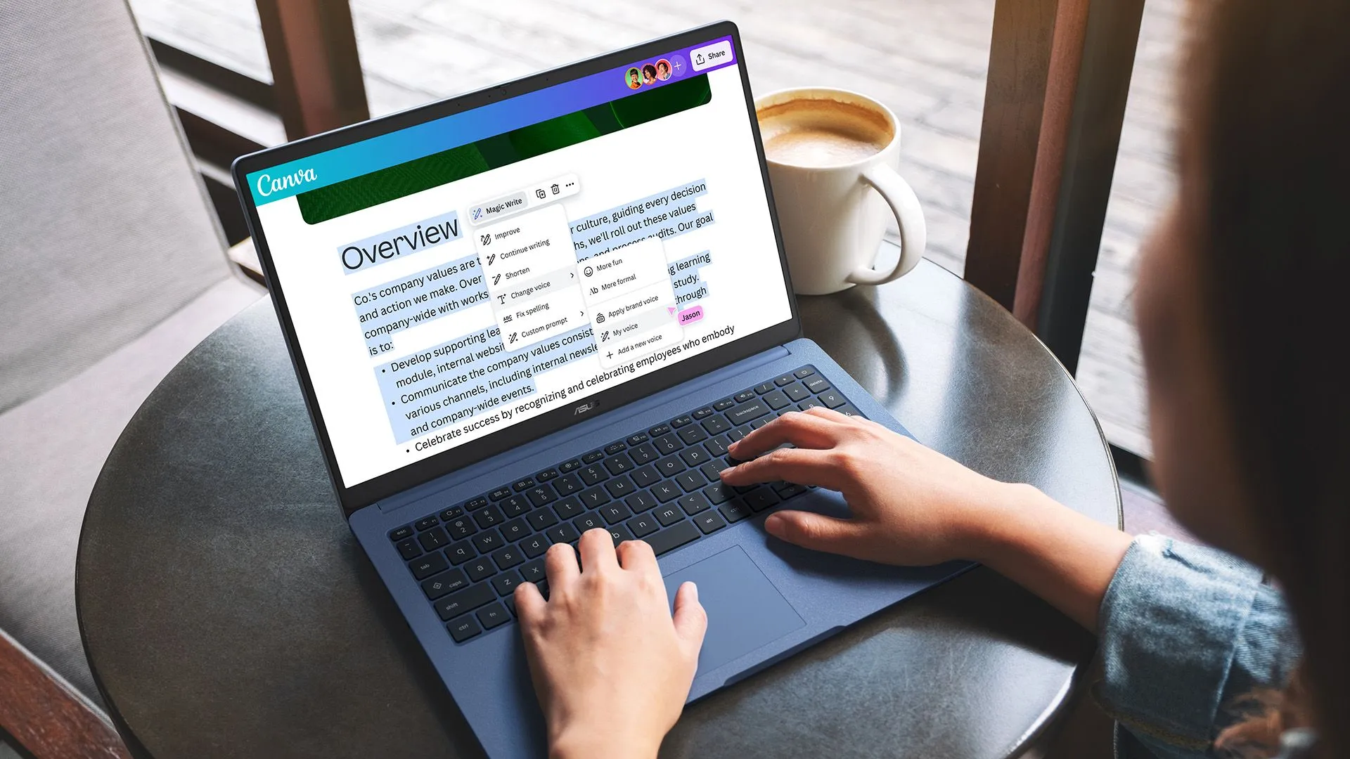 Dòng Chromebook CX1505CKA của ASUS, một trong bốn mẫu Chromebook mới giá phải chăng ra mắt tại Computex 2025.