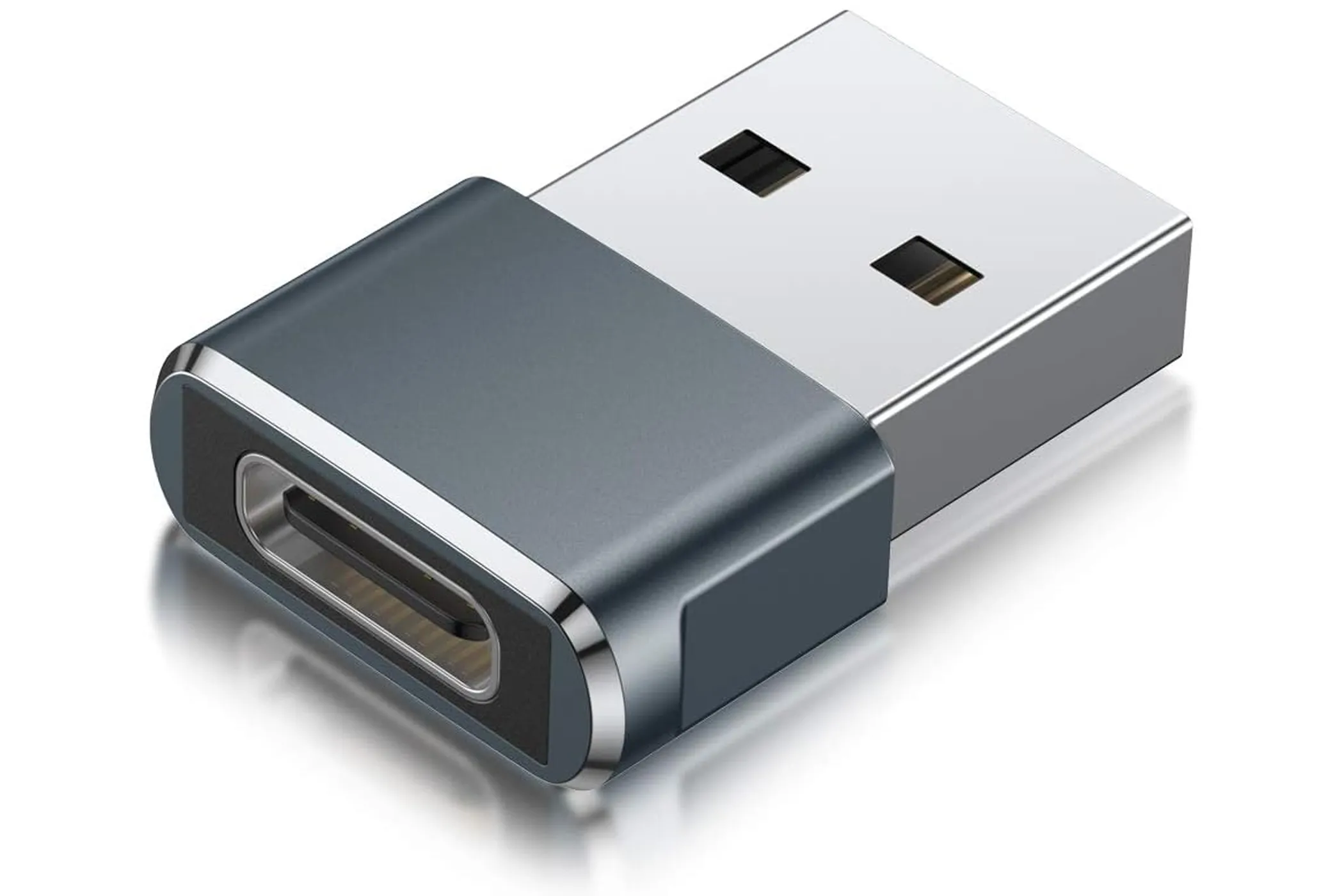 Gói 2 bộ chuyển đổi Syntech USB-C sang USB-A màu bạc tiện lợi cho MacBook.