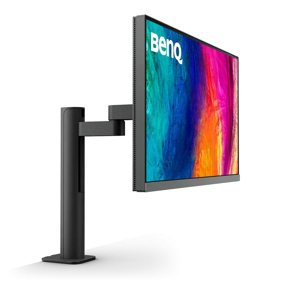 Màn hình BenQ PD2706UA với cổng kết nối USB-C