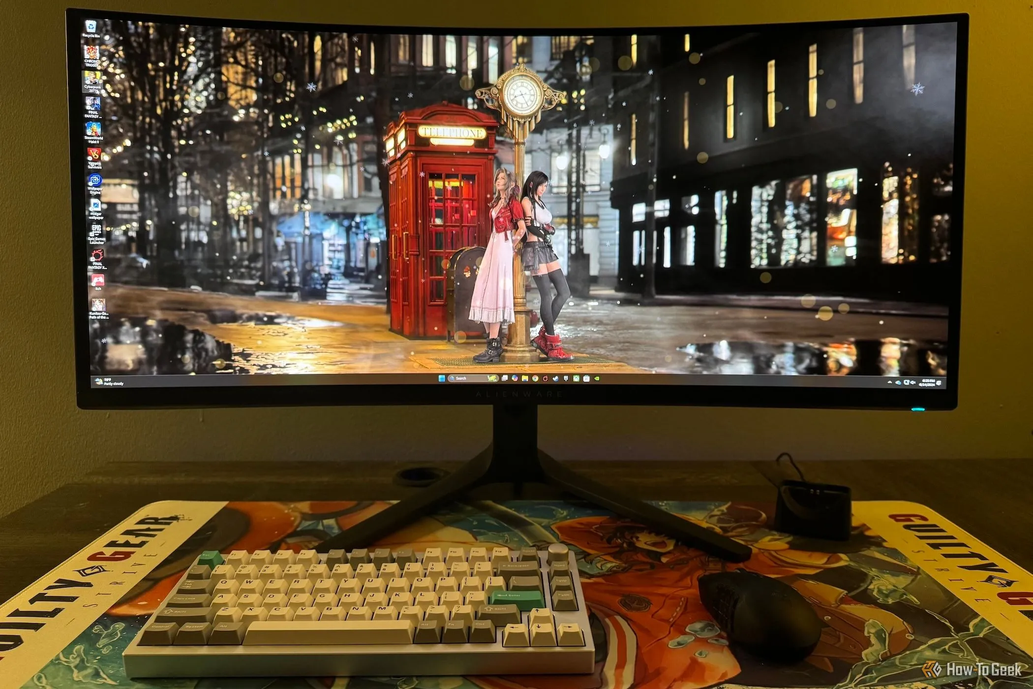 Màn hình chơi game ultrawide cong hiển thị không gian làm việc máy tính để bàn