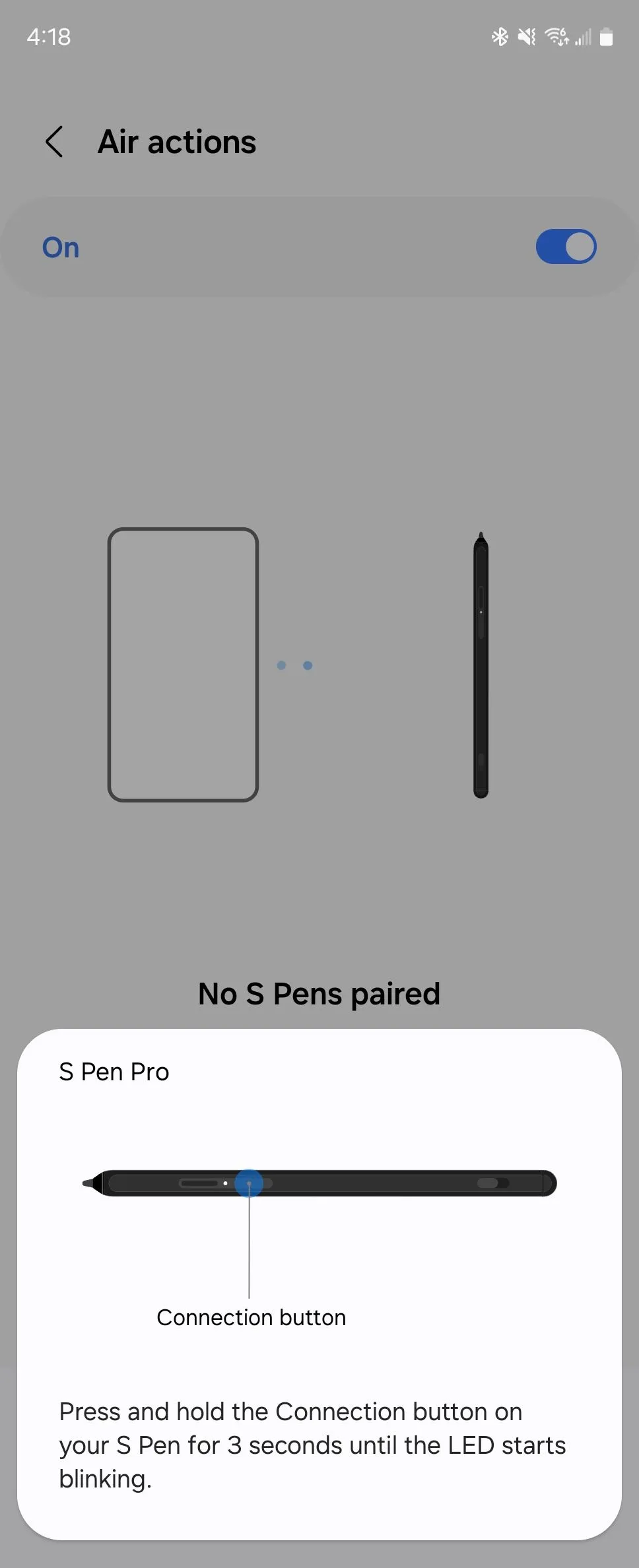 Màn hình Galaxy Z Fold 6 hiển thị quá trình quét tìm kiếm bút S Pen Pro để kết nối và sử dụng các tính năng Bluetooth.