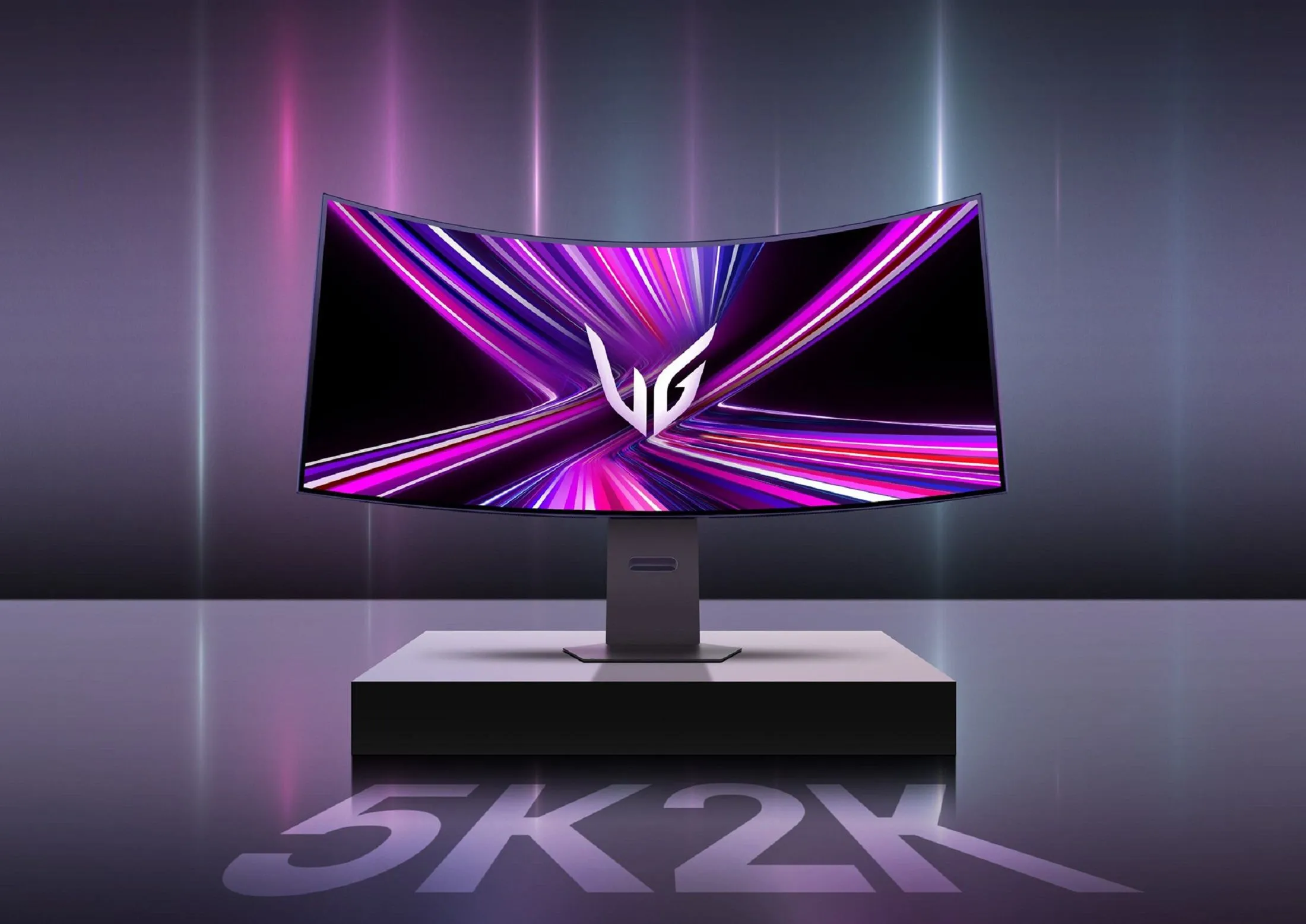 Màn hình gaming LG UltraGear GX9 45GX950A hiển thị nội dung 5K2K sắc nét trên bàn làm việc