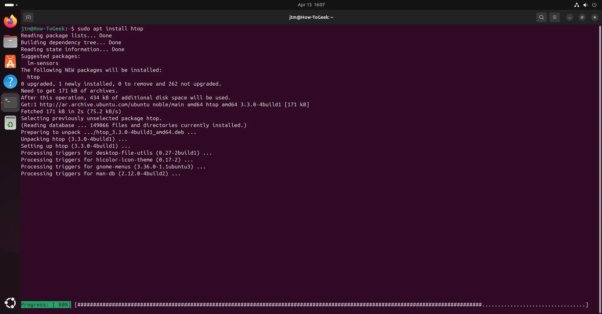 Màn hình terminal hiển thị lệnh sudo apt install htop và quá trình cài đặt ứng dụng htop trên Ubuntu