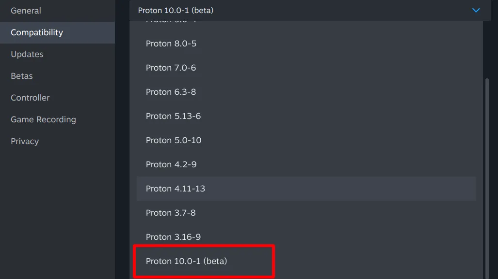 Menu cài đặt tương thích Proton trên Steam, hiển thị danh sách các phiên bản Proton, với ô vuông màu đỏ làm nổi bật tùy chọn Proton 10.0-1 (beta) cho Steam Deck và Linux gaming.