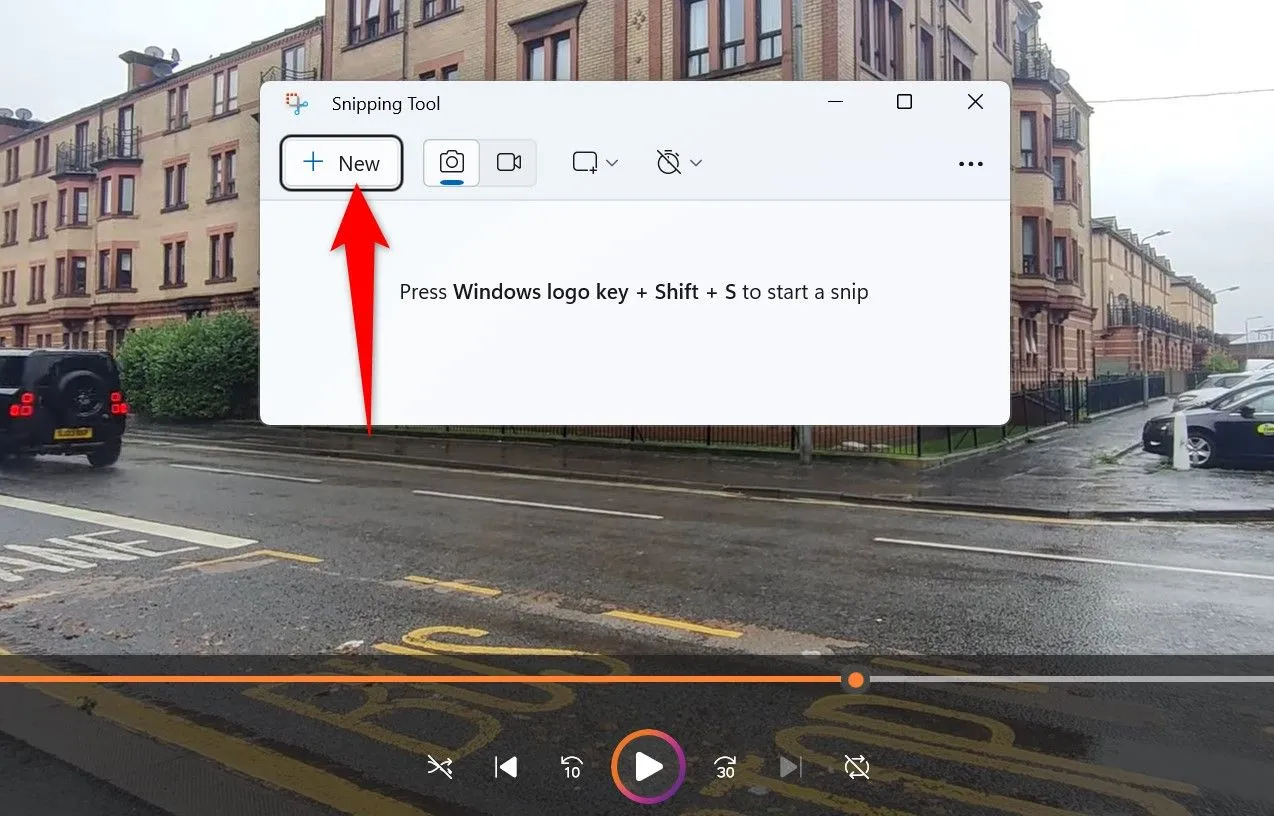Nhấn nút &quot;New&quot; trong Snipping Tool để bắt đầu chụp màn hình video.