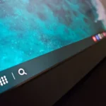 Thanh taskbar Samsung DeX hiển thị trên màn hình di động, minh họa giao diện tối giản.